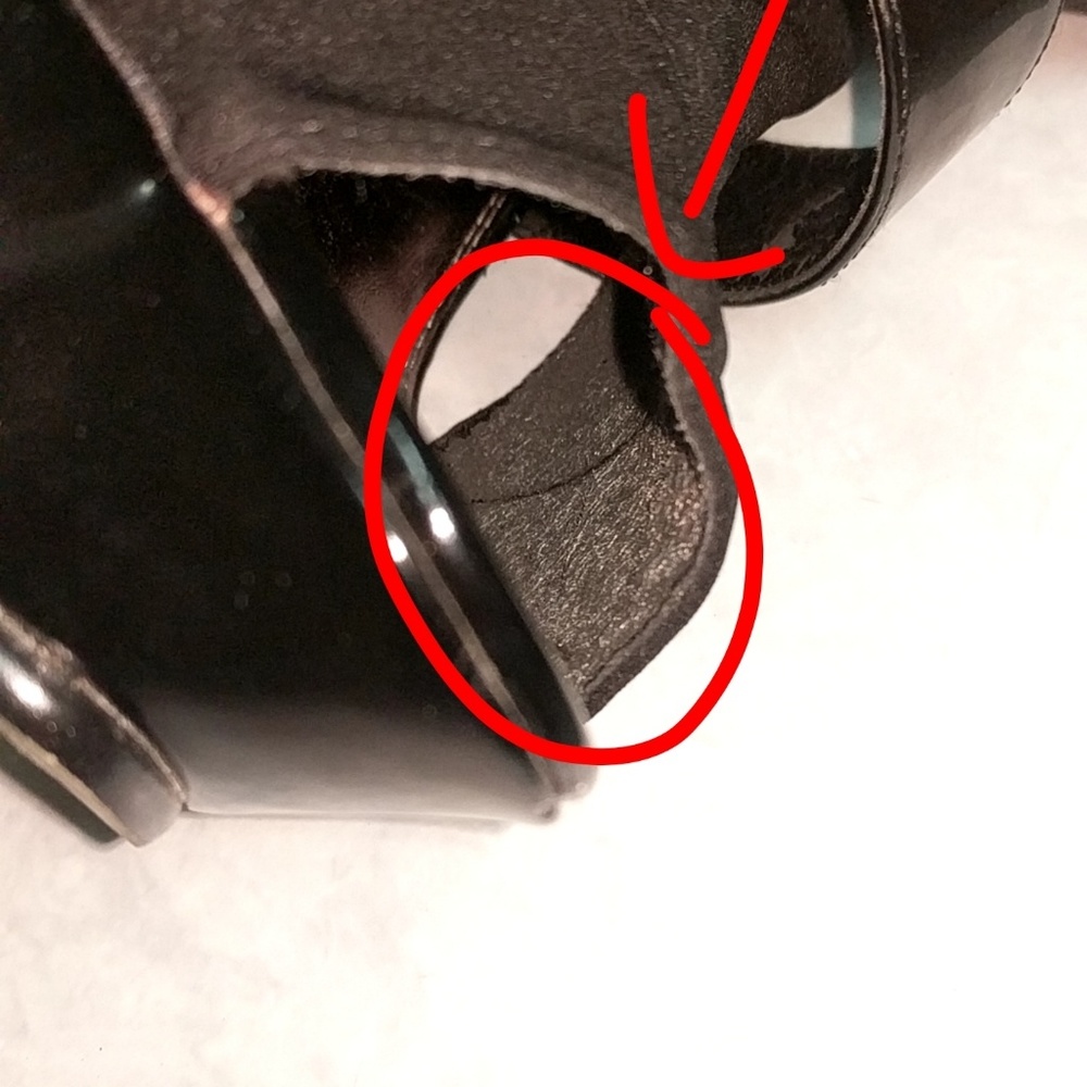 Shoe